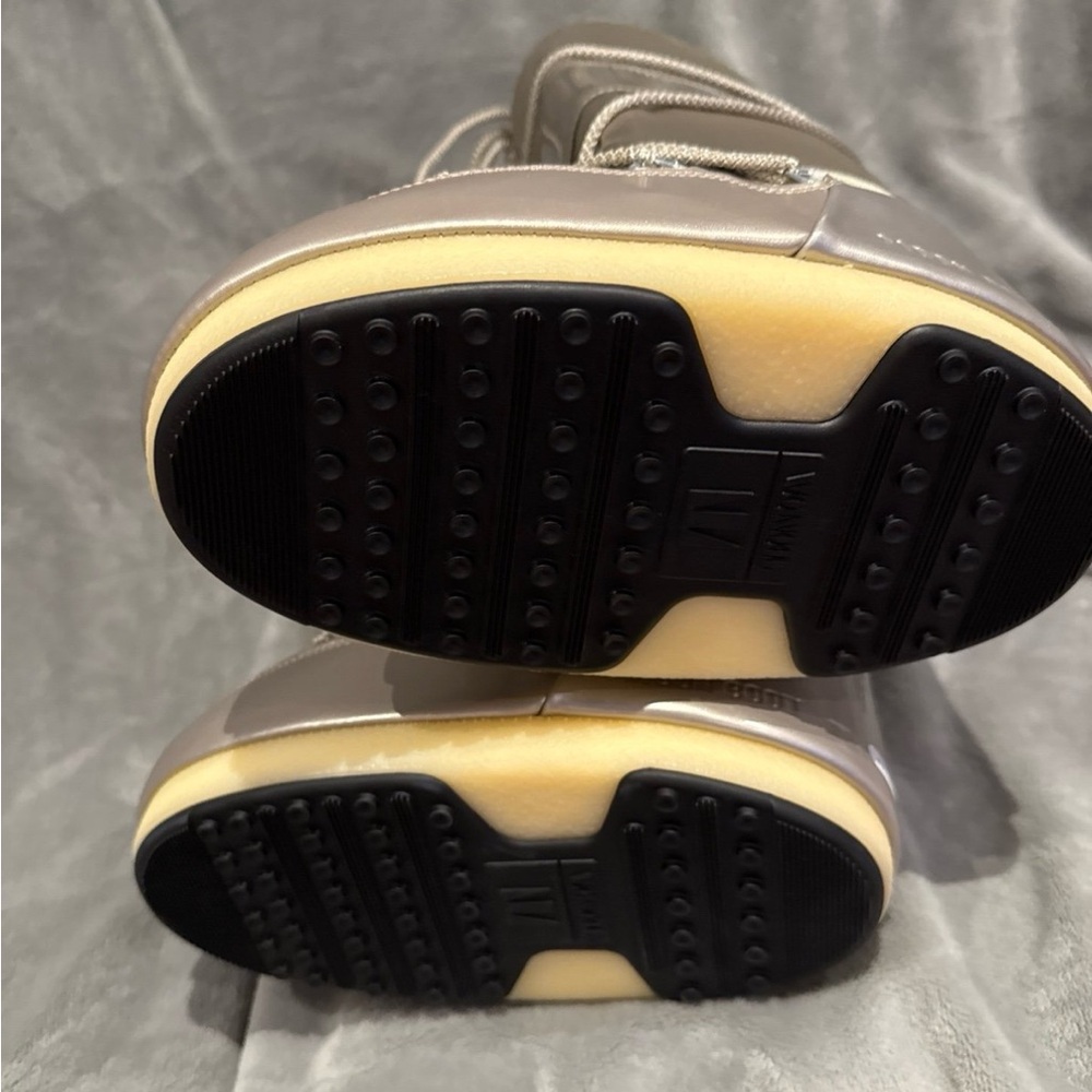 Moon Boot - Picture 5 of 5